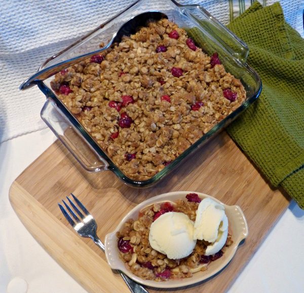 Cranberry Apple Crisp » US Cranberries